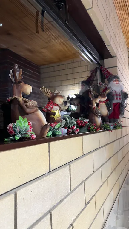 Дом в лесу с теплым бассейном и баней