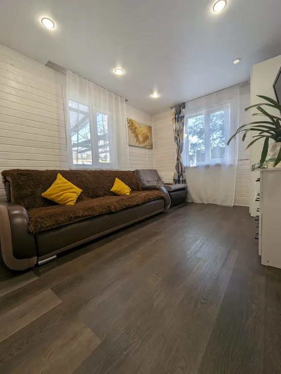 Новый и экологичный дом с бассейном у моря