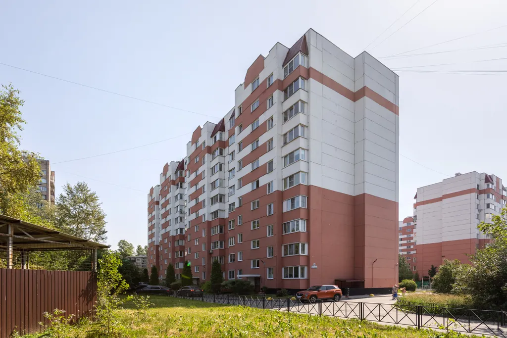 Светлая однокомнатная квартира рядом с метро и аэропортом