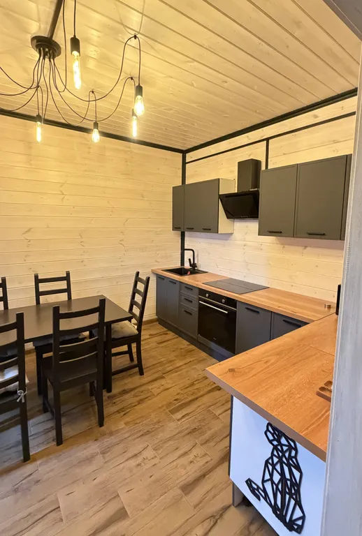 4-комнатный Дом