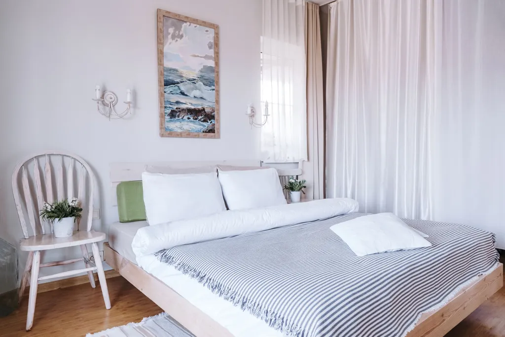 Коттедж Умный дом с кипарисами и видом на море с мансардным этажом — Сочи