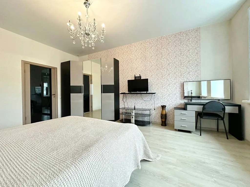 3-комнатная квартира в центре рядом с набережной