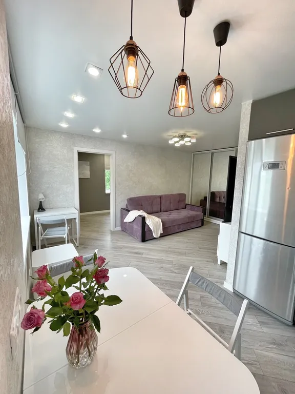 Современная 2-комнатная квартира в тихом центре — аренда посуточно в Мурманск