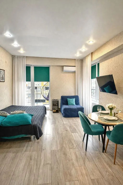 Квартира Угловая студия с цветами на берегу моря — аренда посуточно в Дагомыс