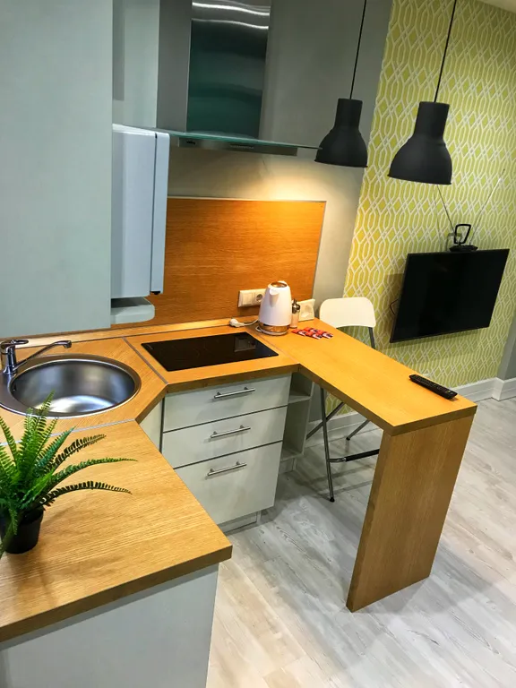 Компактная уютная студия в современном стиле