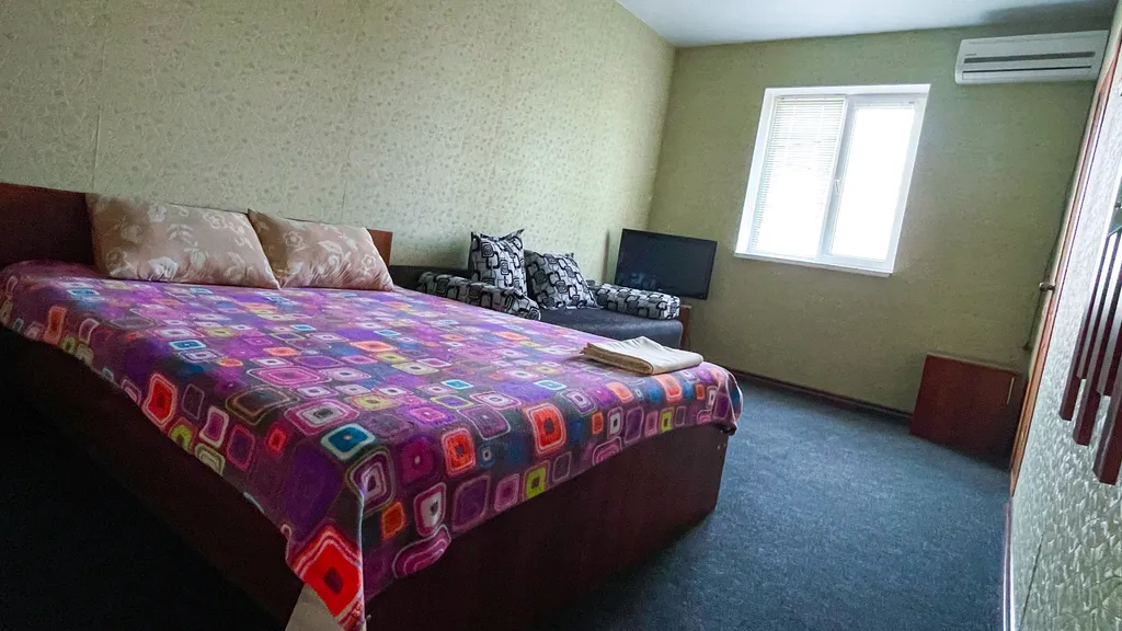 Квартира Номер на 4-х с удобствами, бассейн с подогревом и рыбалка включены — аренда посуточно в Соль-Илецк