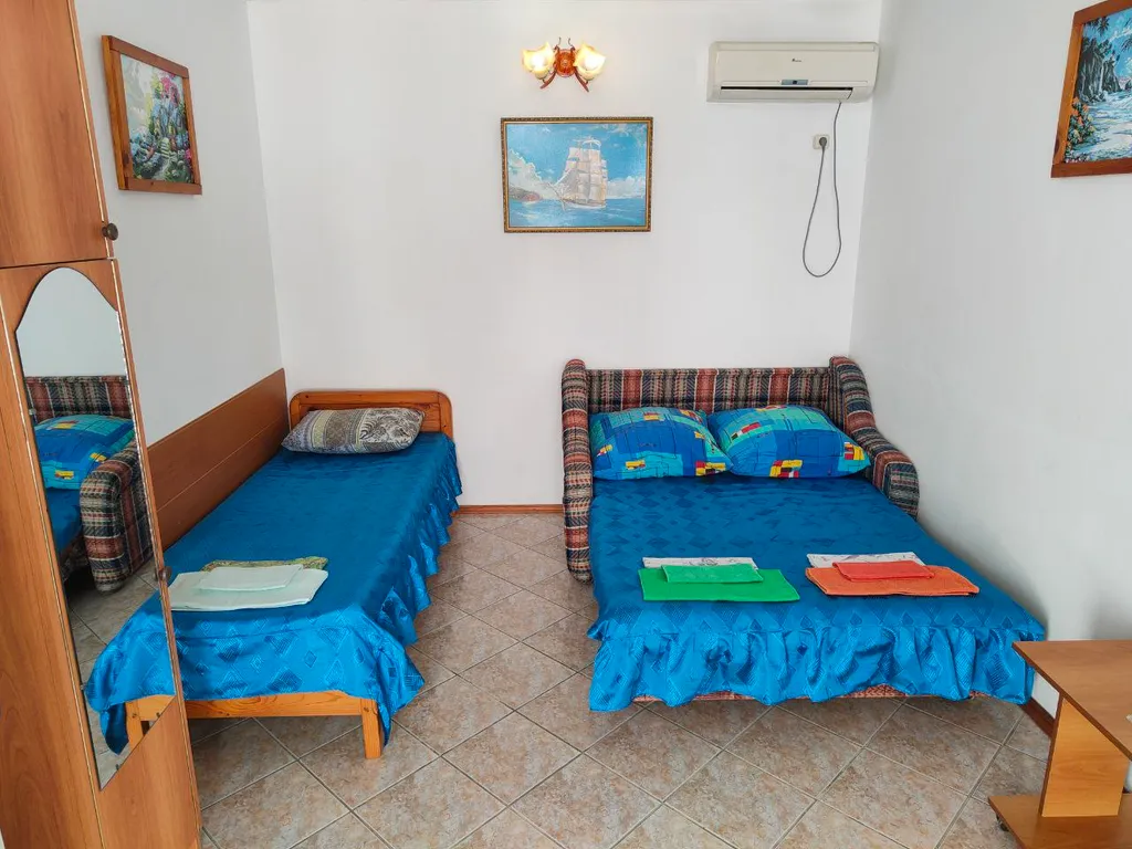 Квартира Трехместный номер стандарт — аренда посуточно в Витязево