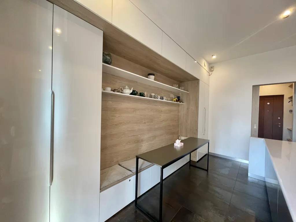 Метро Апартамент