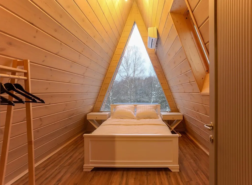 Большой дом a-frame в-небо с бассейном