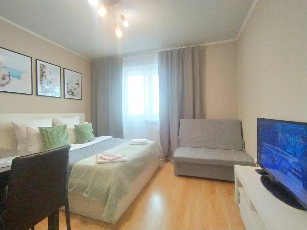 Апартаменты с панорамным балконом для отдыха семьей и командированных