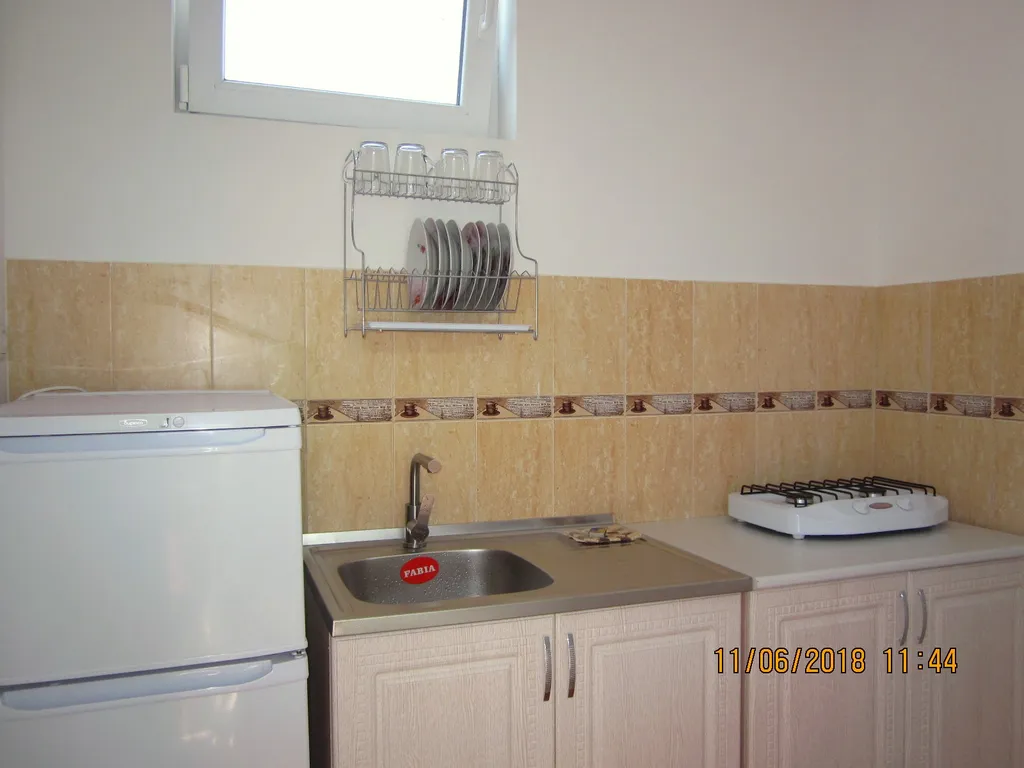 Апартаменты с кухней четырёхместные, отдельный вход