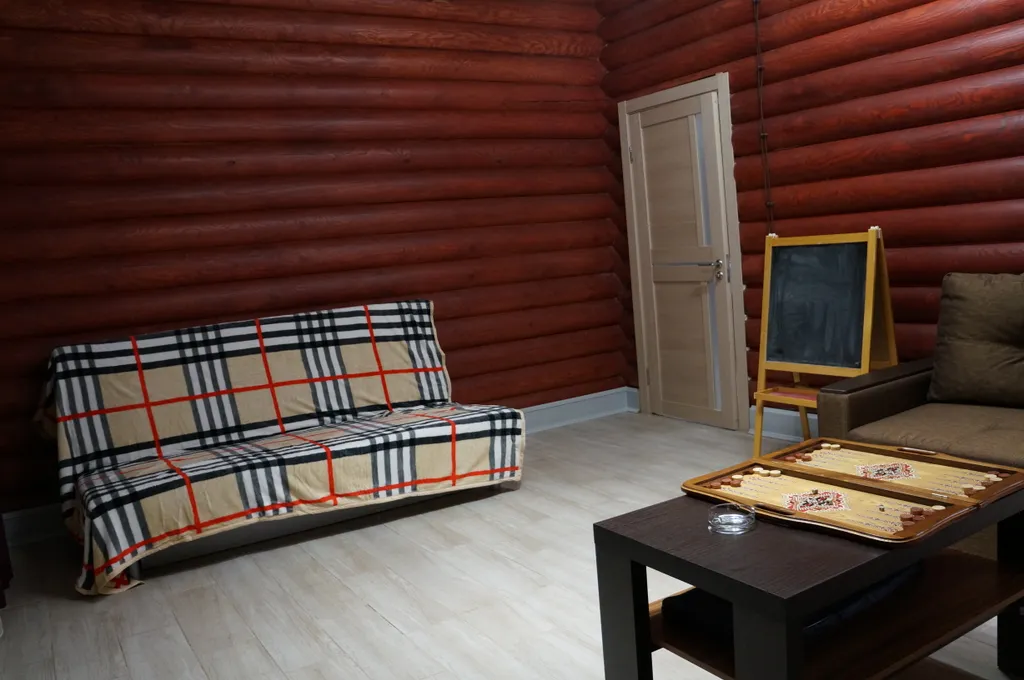 Уютный дом вблизи города и леса