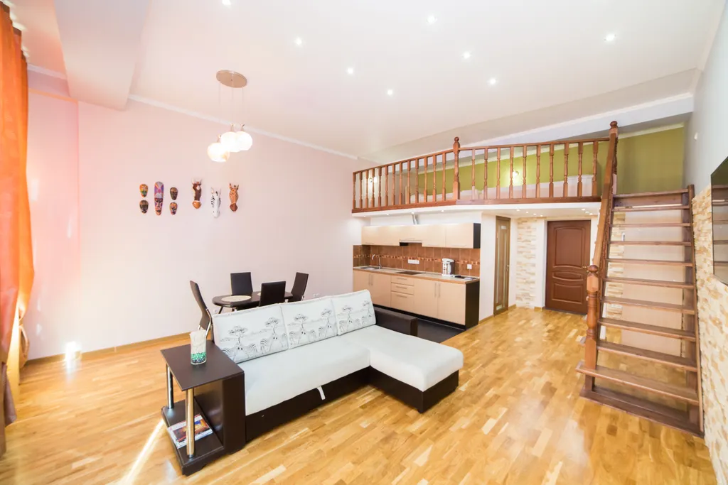 Просторные апартаменты с 2мя односпальными кроватями и диван-кровать