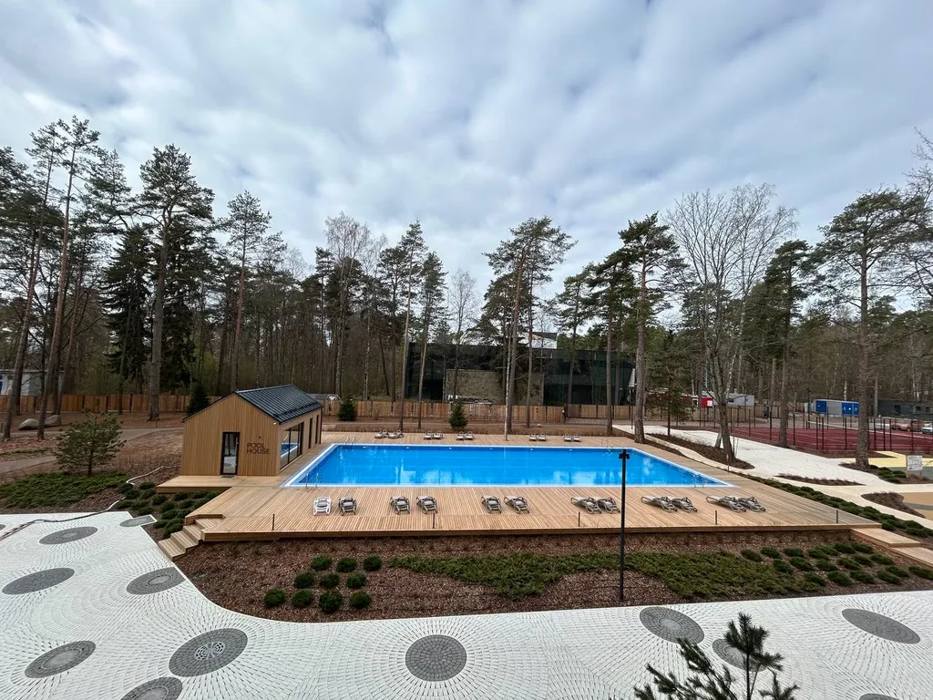 Апартаменты с бассейном на берегу Финского залива