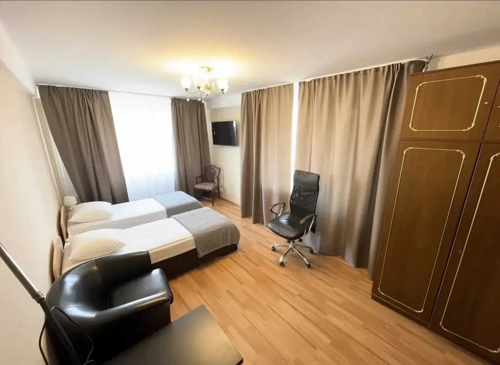 Квартира 3-комнатная Квартира — Колпино