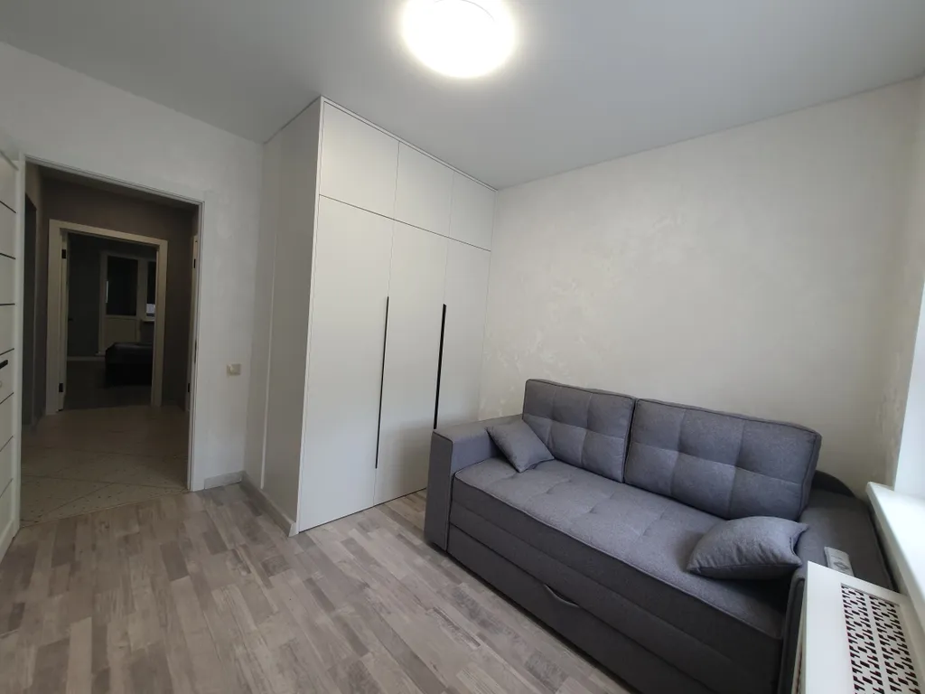 3х комнатная квартира, недалеко от центра. Свежий ремонт