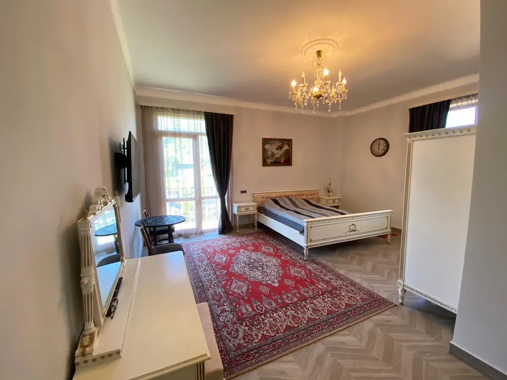 Коттедж Гостевой дом в живописном районе города — аренда посуточно в Цахкадзор