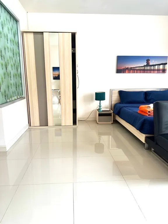 Студия с восхитительны видом на горы, Карон