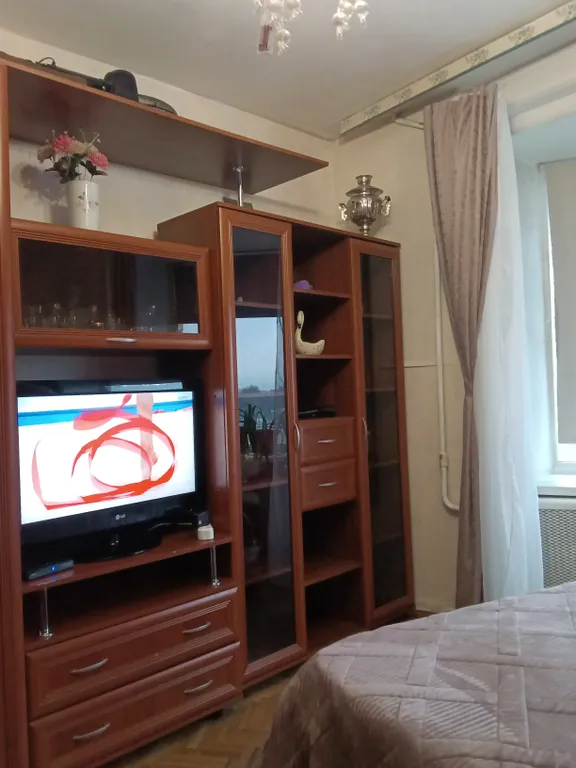 Квартира вблизи метро Елизаровская и центром бехтерева