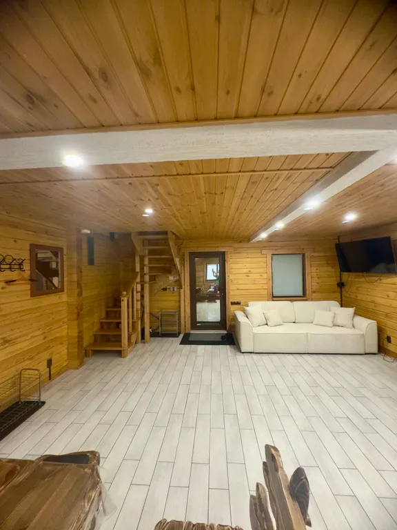 Коттедж в курортной зоне с видом на горы