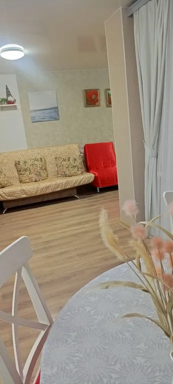 Уютная студия с двумя балконами в ЖК Берёзка