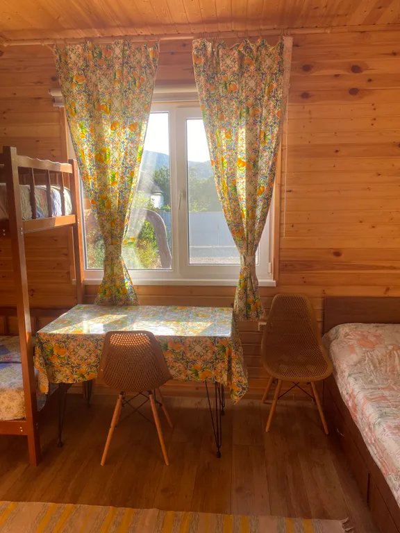 Квартира Улучшенное жилье, с видом на горы — аренда посуточно в Каменномостский