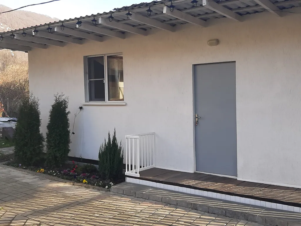 Студия с видом на горы