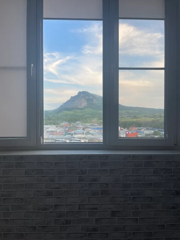 Уютная квартира в новостройке, с красивым видом на гору