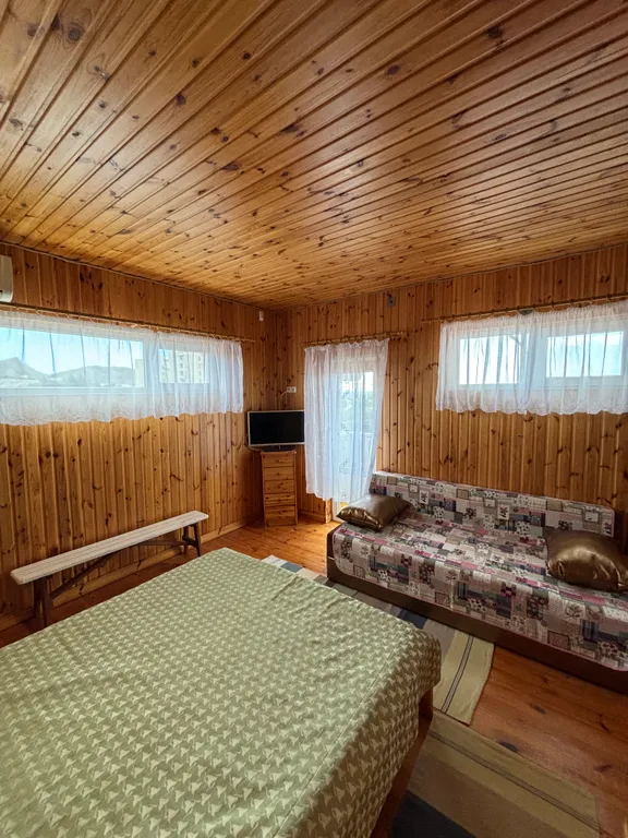 Номер с балконом и видом на море и горы в 150ти метрах от моря и пляжа