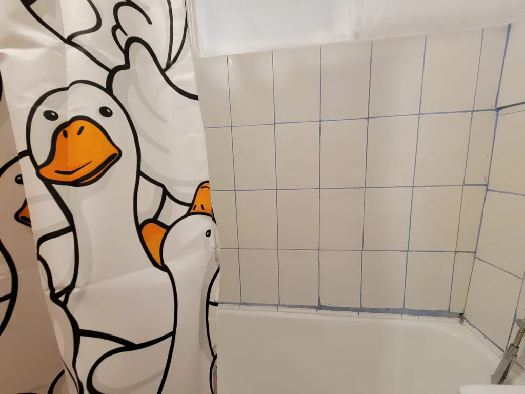 Квартира Комната на двоих в 3 минутах пешком от метро — Москва