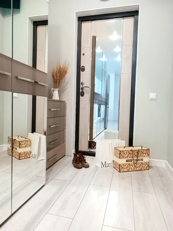 Двухкомнатная квартира с видом на набережную рядом с Крокус