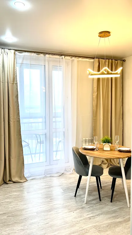 Видовая дизайнерская квартира в парке