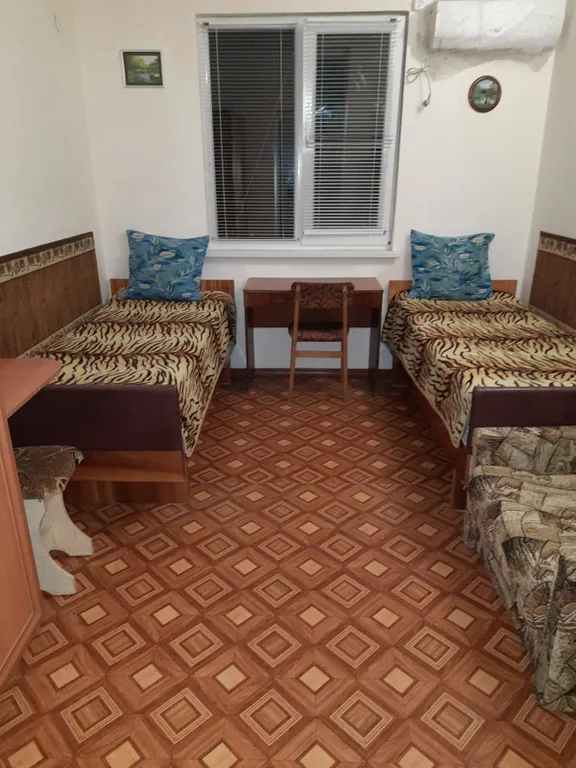 Квартира 2-комнатная Квартира — Евпатория