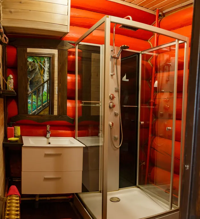 10 местная Тургоякская Изба возле Горнолыжного Центра, свой каток.