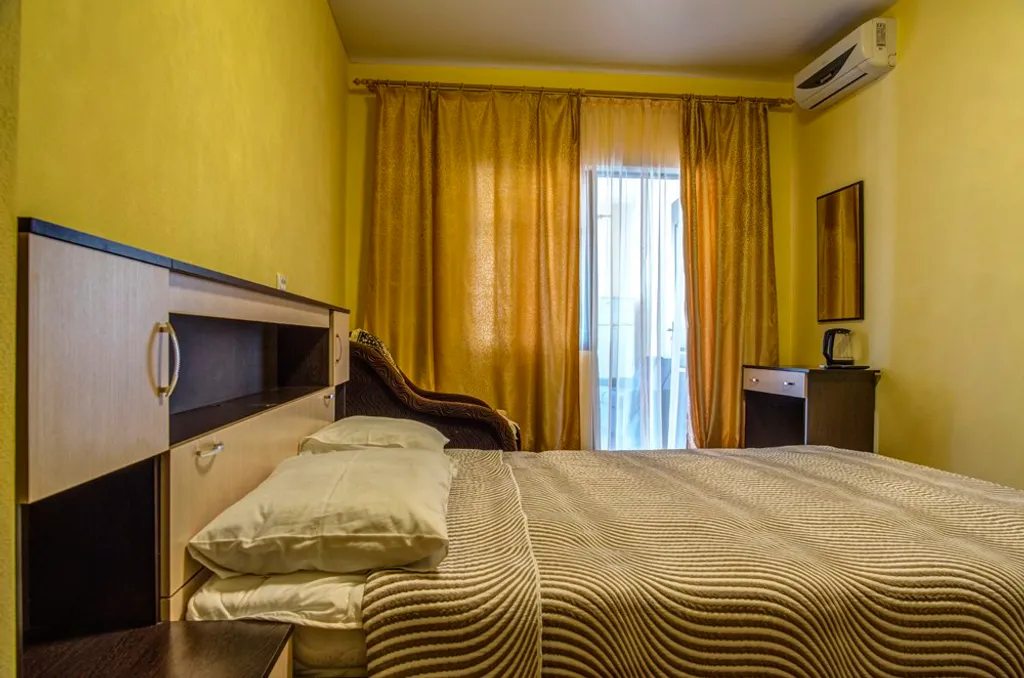 Квартира Комната — Новоотрадное