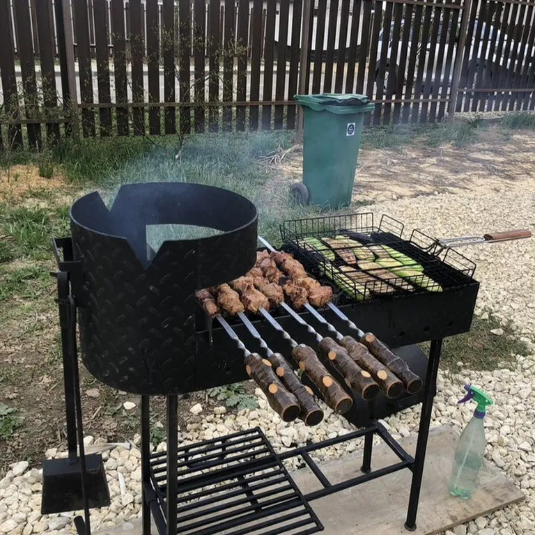 Дом у озера в стиле А-frame