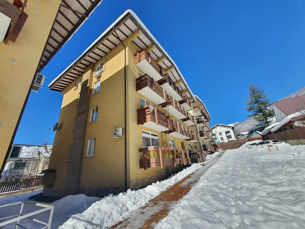 Потрясающий вид с балкона на горы! Идеальная студия в центре для вас