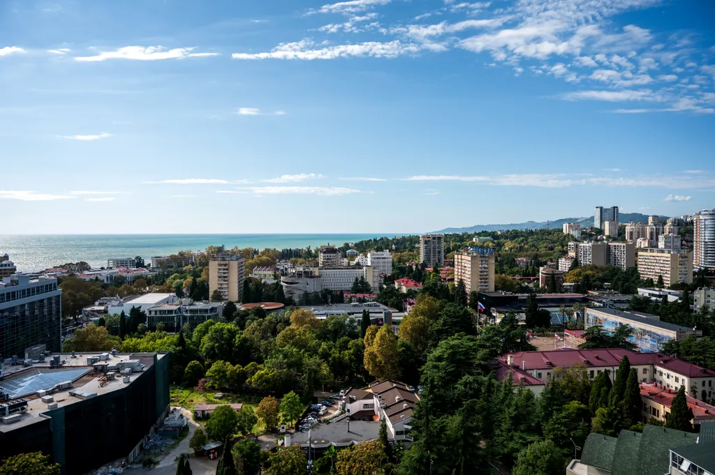 Евротрёшка с видом на море и город