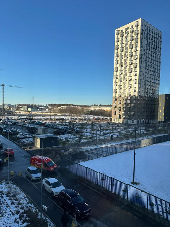 Небольшая солнечная студия