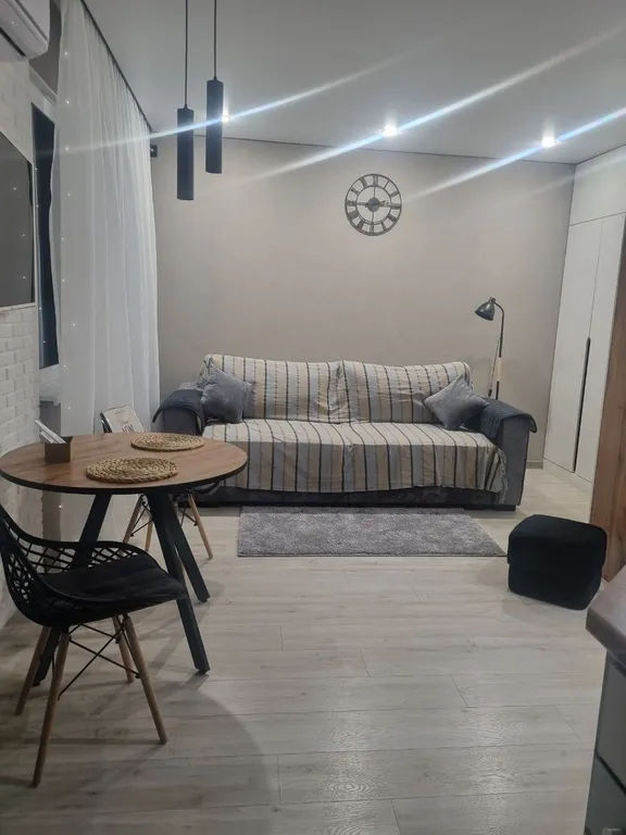 Стильная и уютная квартира для вашего отдыха