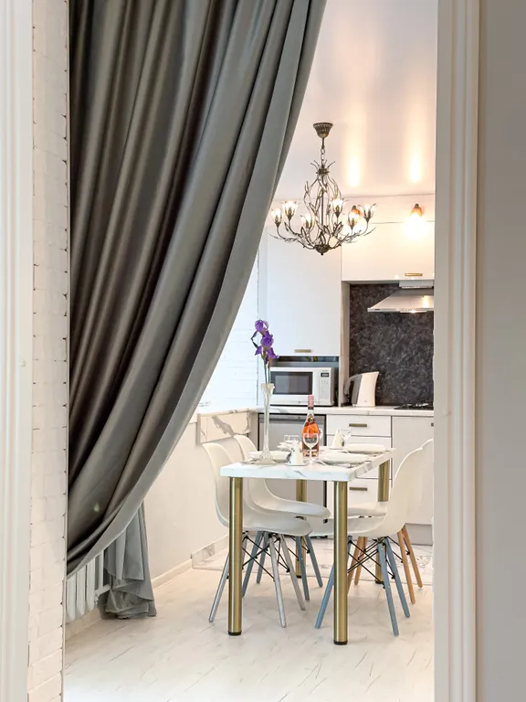 Апартаменты -окно в историю