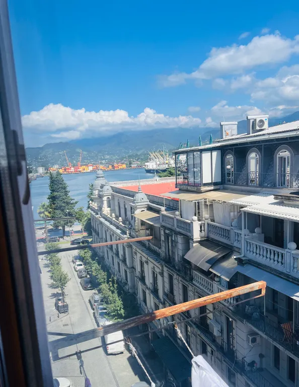 Уютная квартира в Старом городе с видом на порт