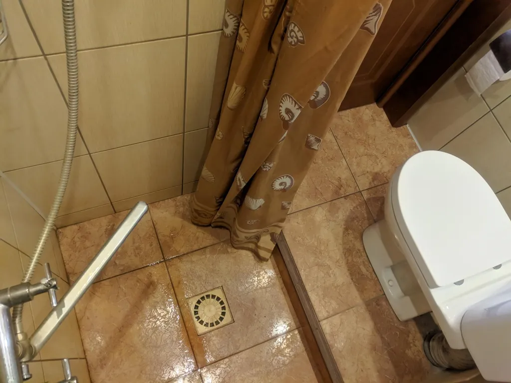 Коттедж Домик с баней на берегу реки Волхвов — Бор