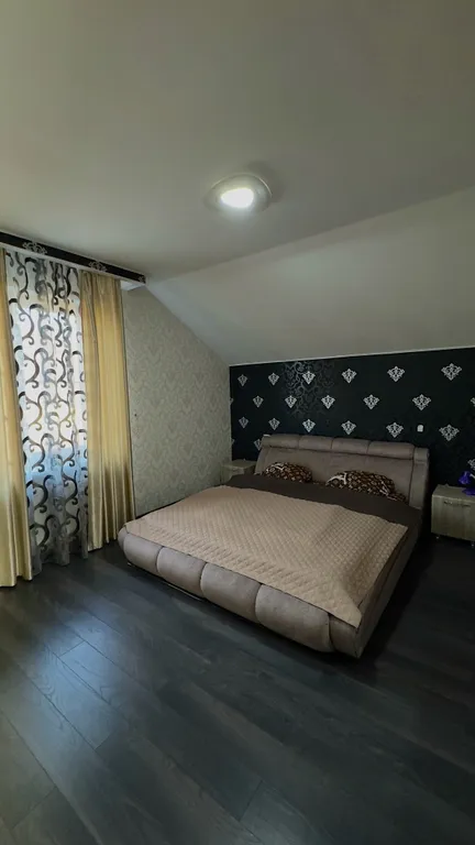 5-комнатный Дом