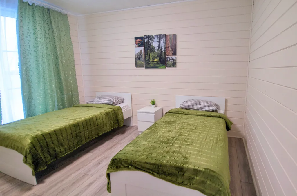 Уютный и светлый дом в лесу на выходные