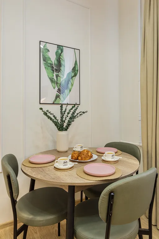 FullHouseApart Дизайнерские апартаменты на вокзальной площади