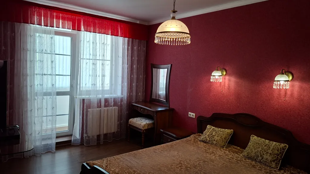 Квартира Трёхкомнатная квартира в самом центре Геленджика — Геленджик