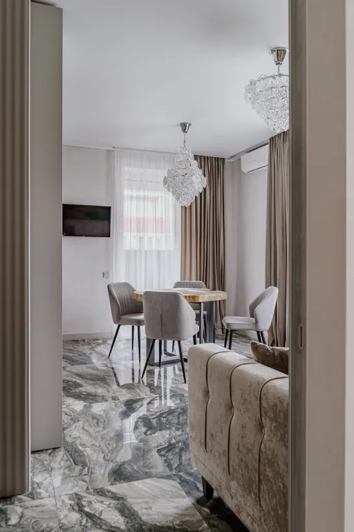 Дизайнерские апартаменты в центре города