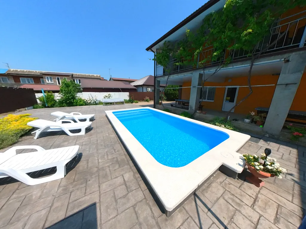 Квартира студия с террасой