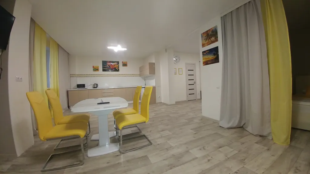 Просторная квартира с красивым видом на город